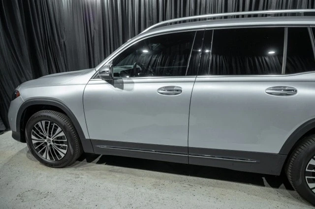 2025 Mercedes-Benz EQB - Image 5 of 12