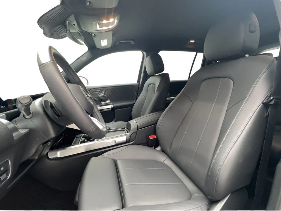 2025 Mercedes-Benz EQB - Image 20 of 21