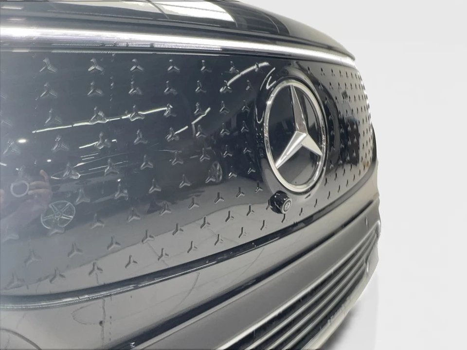 2025 Mercedes-Benz EQB - Image 7 of 21
