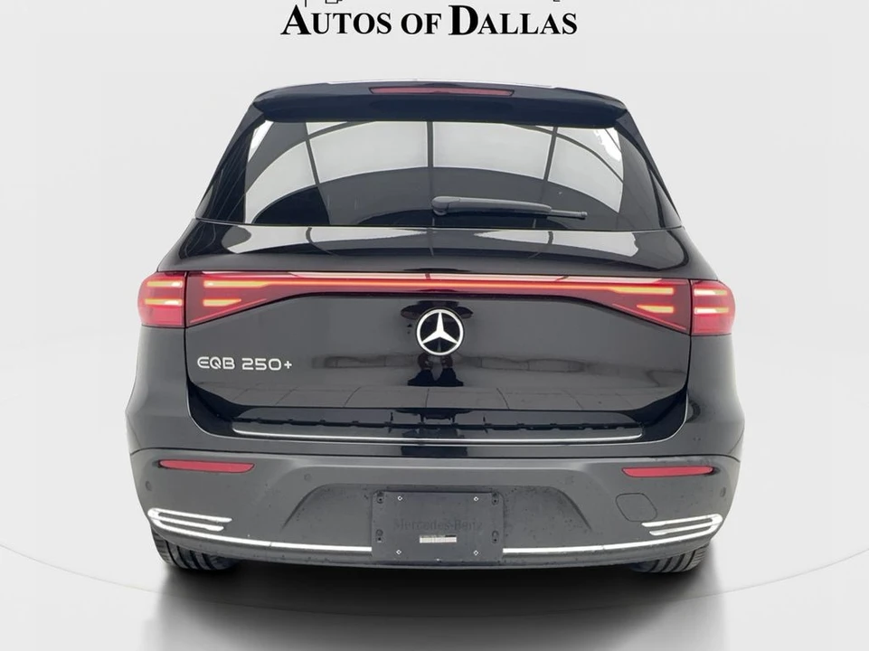 2025 Mercedes-Benz EQB - Image 10 of 21