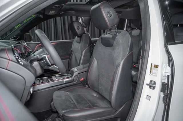 2025 Mercedes-Benz EQB - Image 12 of 12
