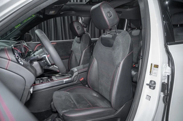 2025 Mercedes-Benz EQB - Image 12 of 12