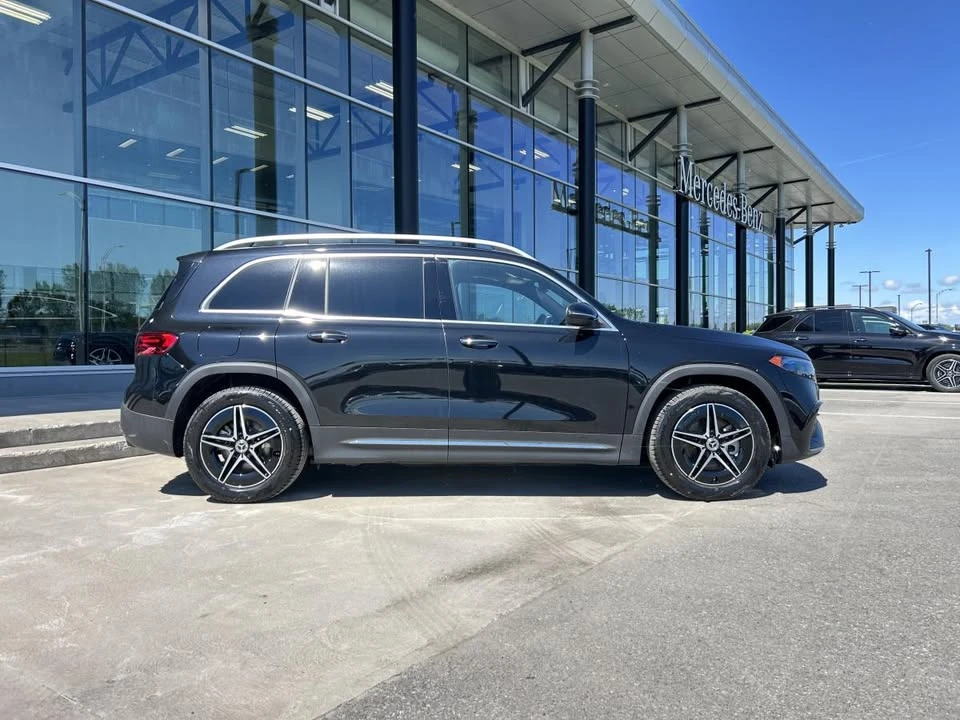 2025 Mercedes-Benz EQB - Image 9 of 18