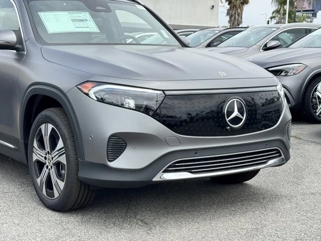 2025 Mercedes-Benz EQB - Image 3 of 12