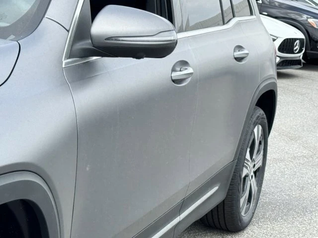 2025 Mercedes-Benz EQB - Image 9 of 12