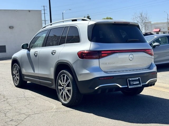2025 Mercedes-Benz EQB - Image 10 of 12