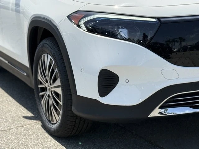 2025 Mercedes-Benz EQB - Image 4 of 12