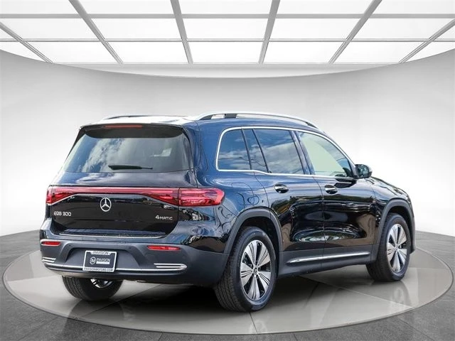 2025 Mercedes-Benz EQB - Image 4 of 12