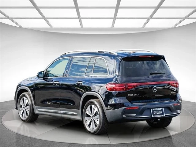 2025 Mercedes-Benz EQB - Image 2 of 12