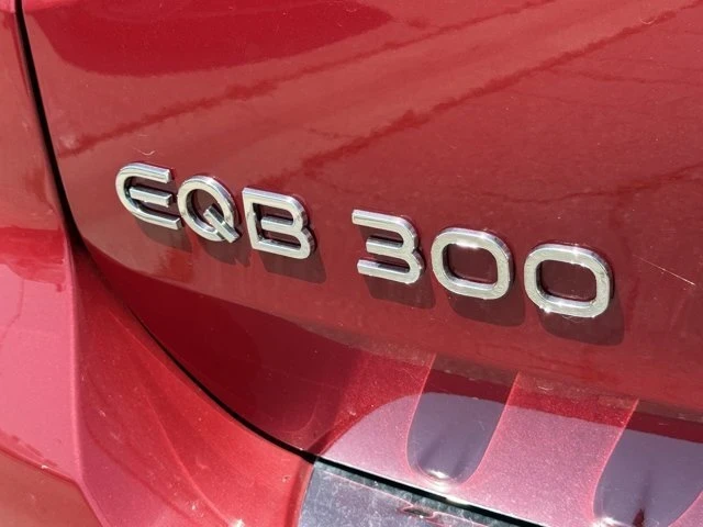 2025 Mercedes-Benz EQB - Image 11 of 12