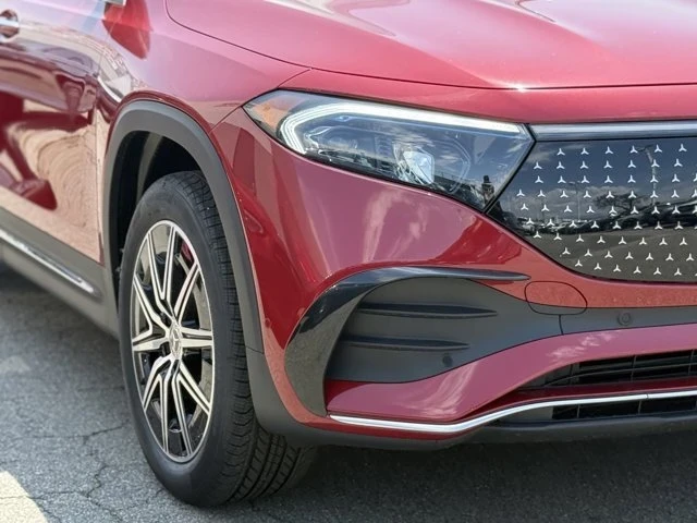2025 Mercedes-Benz EQB - Image 4 of 12