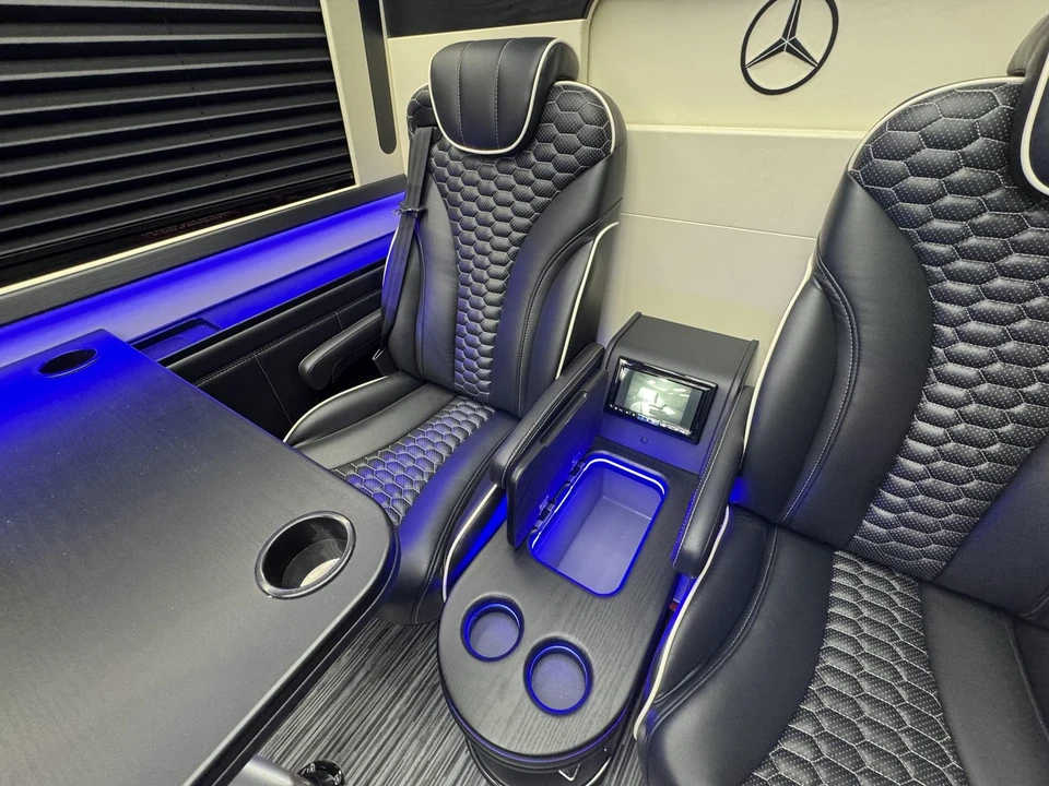 2025 Mercedes-Benz VS30 Sprinter - Image 16 of 21