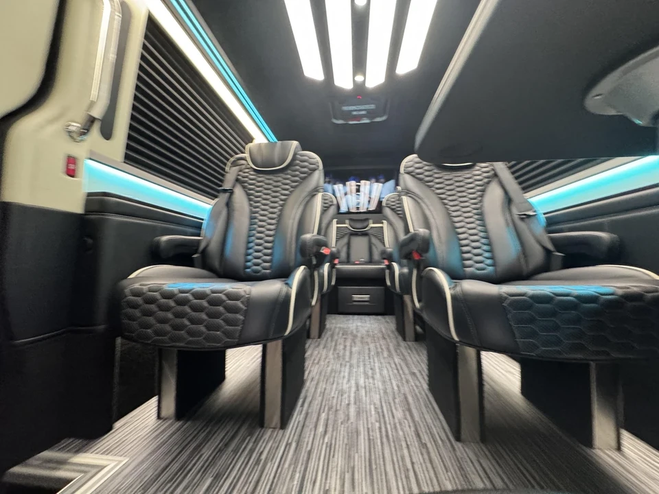 2025 Mercedes-Benz VS30 Sprinter - Image 21 of 21
