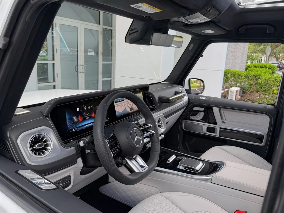 2025 Mercedes-Benz W465 G 63 AMG - Image 2 of 4