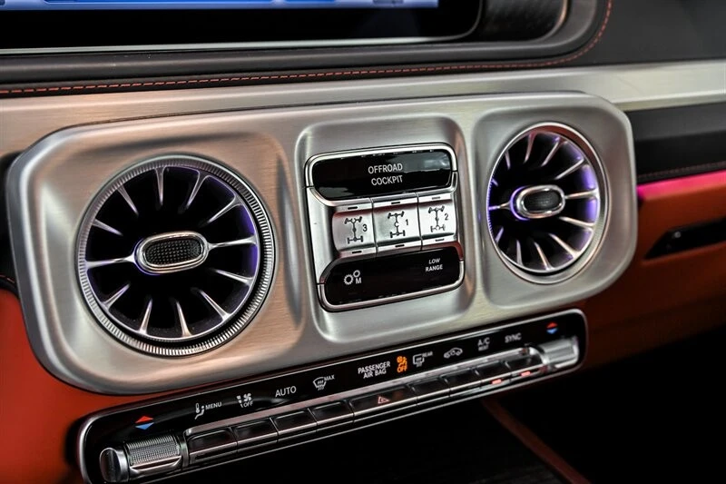 2025 Mercedes-Benz W465 G-Class - Image 29 of 31