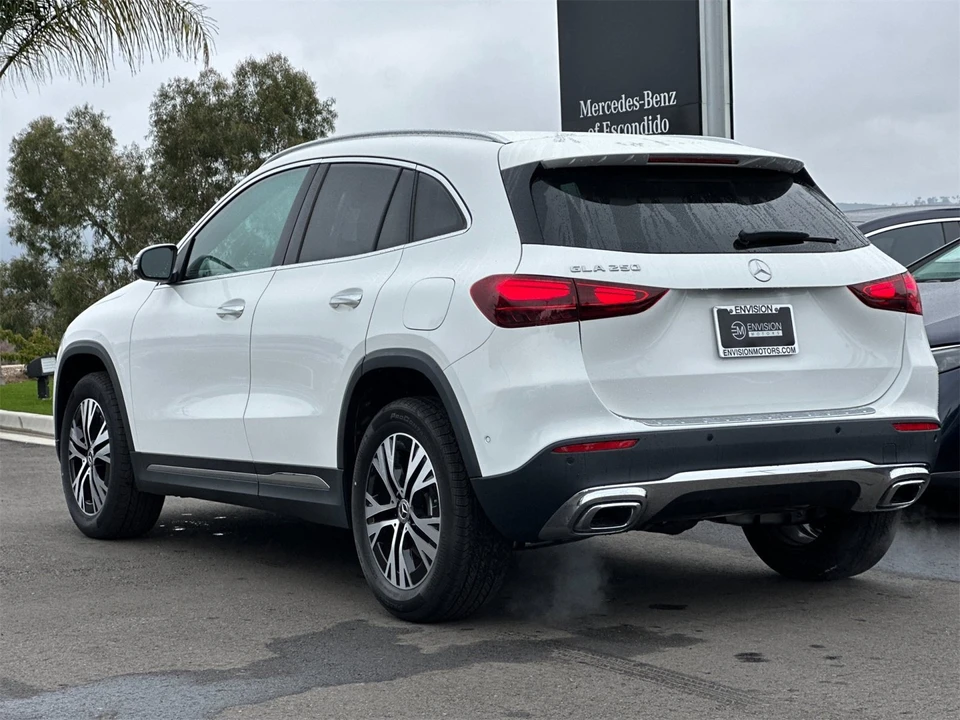 2025 Mercedes-Benz H247 GLA - Image 5 of 12
