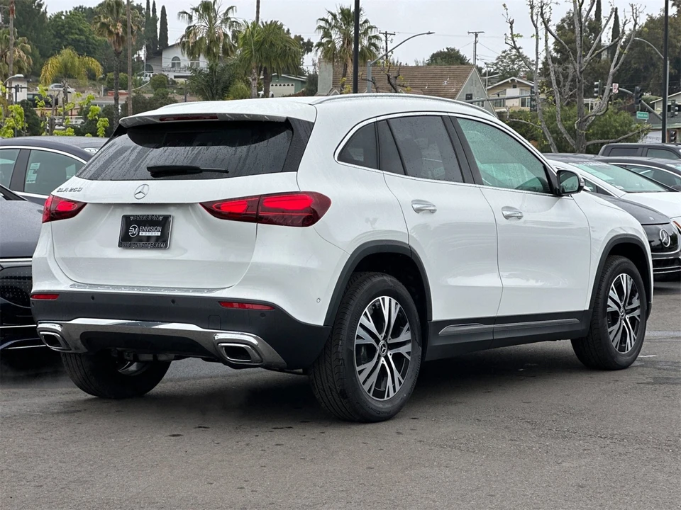 2025 Mercedes-Benz H247 GLA - Image 3 of 12
