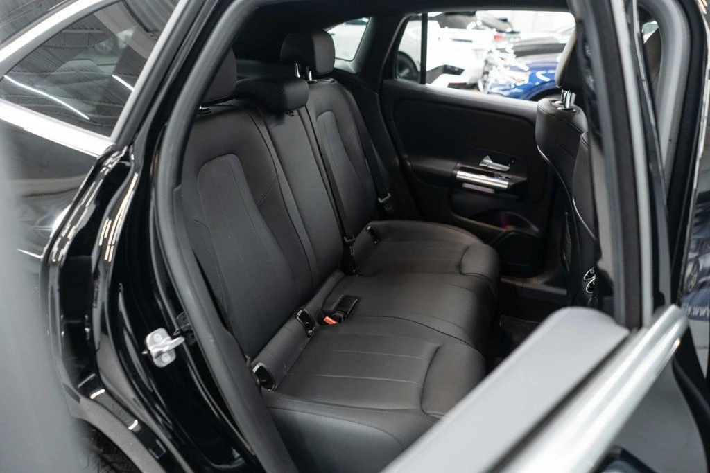 2025 Mercedes-Benz H247 GLA - Image 11 of 12