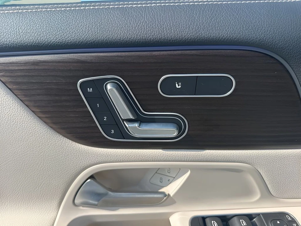 2025 Mercedes-Benz H247 GLA - Image 11 of 12