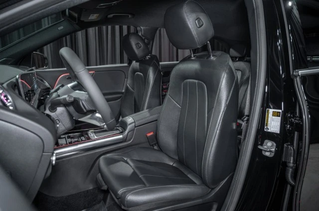 2025 Mercedes-Benz H247 GLA - Image 11 of 12