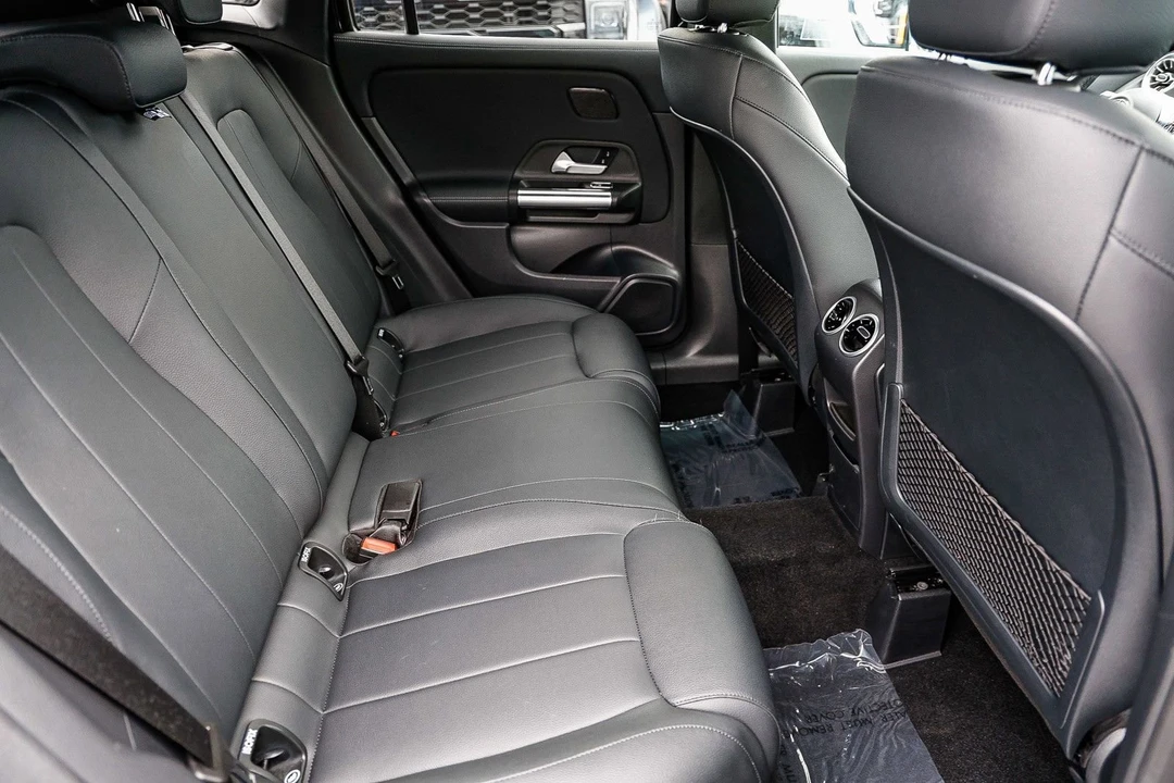 2025 Mercedes-Benz H247 GLA - Image 17 of 21