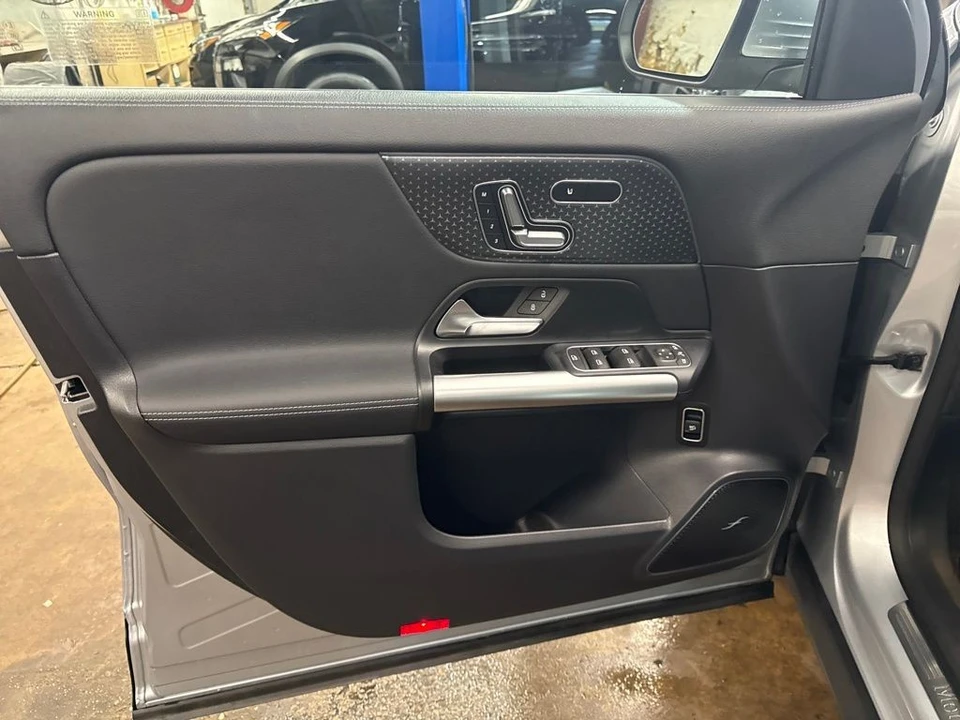 2025 Mercedes-Benz H247 GLA - Image 11 of 12