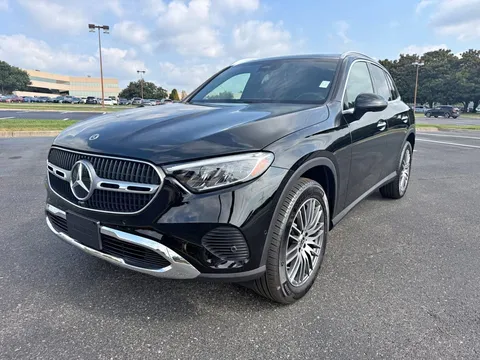 2025 Mercedes-Benz GLC 300 AWD