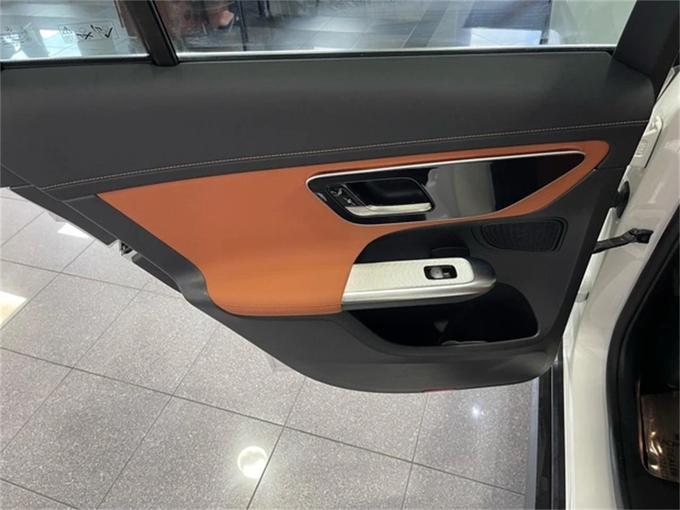 2025 Mercedes-Benz X254/C254 GLC - Image 31 of 31