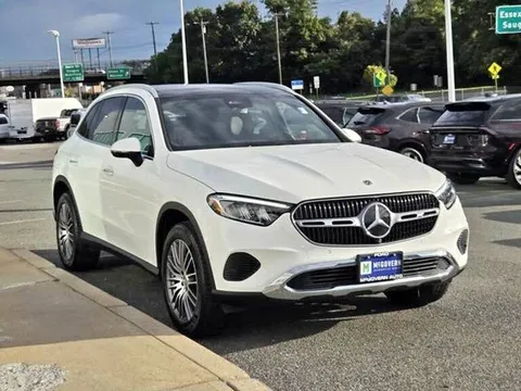 2025 Mercedes-Benz GLC