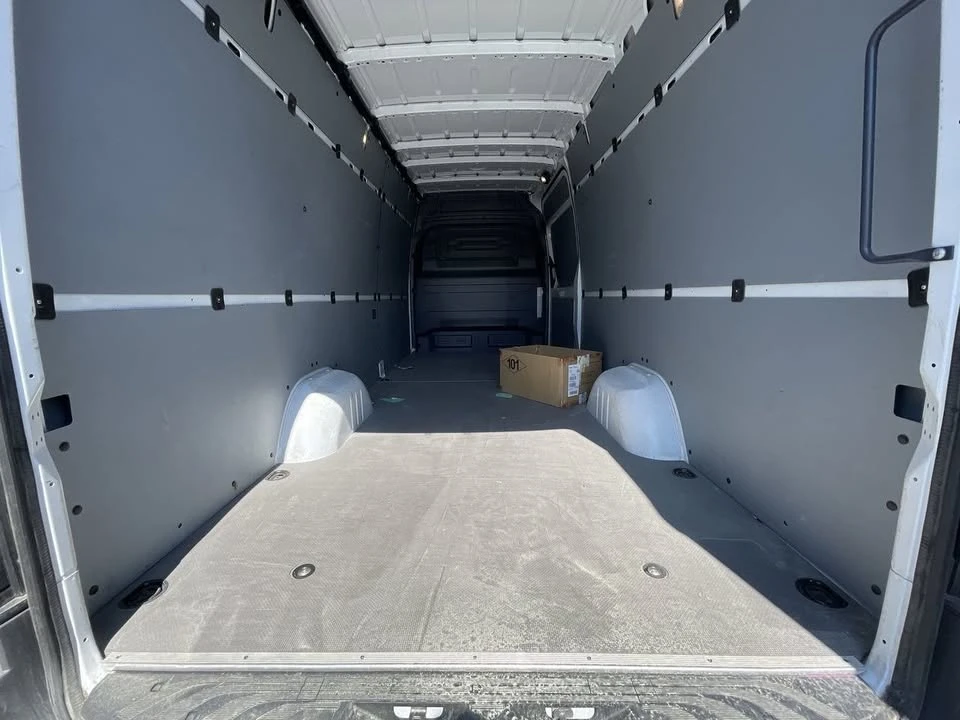 2025 Mercedes-Benz VS30 Sprinter - Image 17 of 17