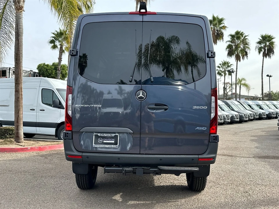 2025 Mercedes-Benz VS30 Sprinter - Image 4 of 12