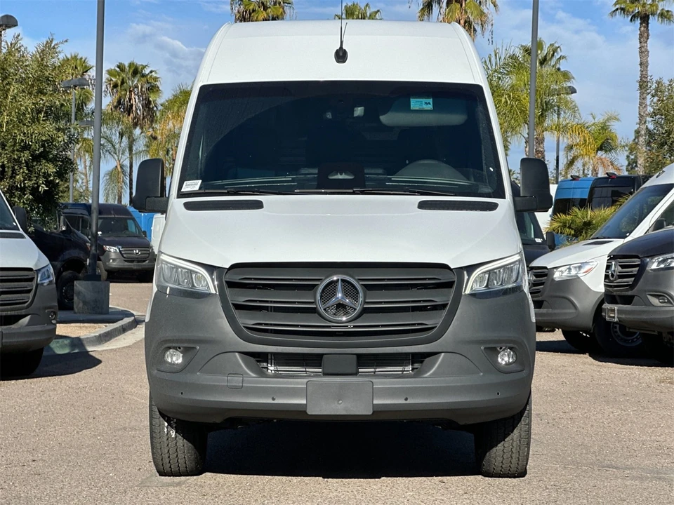 2025 Mercedes-Benz VS30 Sprinter - Image 8 of 12