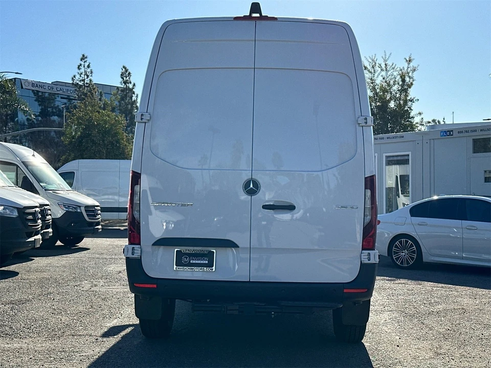 2025 Mercedes-Benz VS30 Sprinter - Image 4 of 12