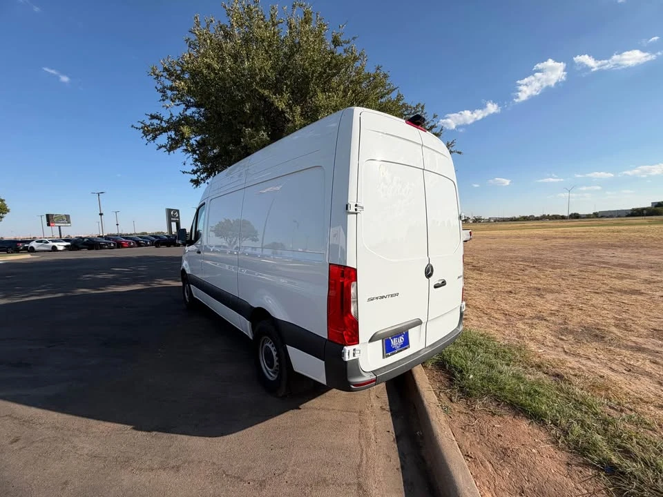 2025 Mercedes-Benz VS30 Sprinter - Image 3 of 4