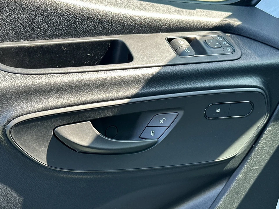 2025 Mercedes-Benz VS30 Sprinter - Image 11 of 12