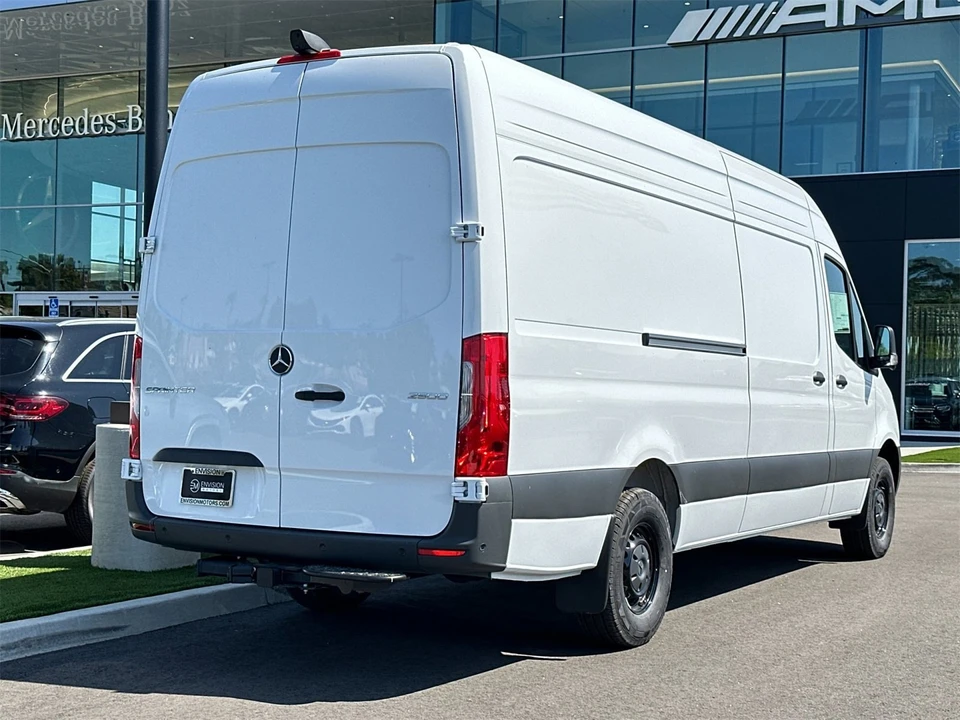 2025 Mercedes-Benz VS30 Sprinter - Image 3 of 12
