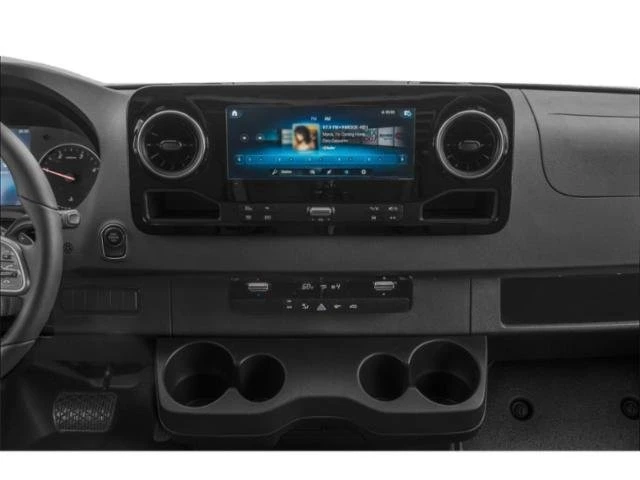 2025 Mercedes-Benz VS30 Sprinter - Image 10 of 12