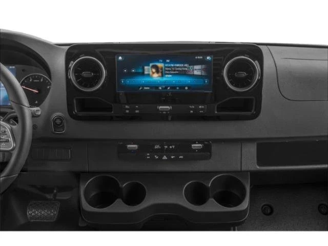 2025 Mercedes-Benz VS30 Sprinter - Image 10 of 14