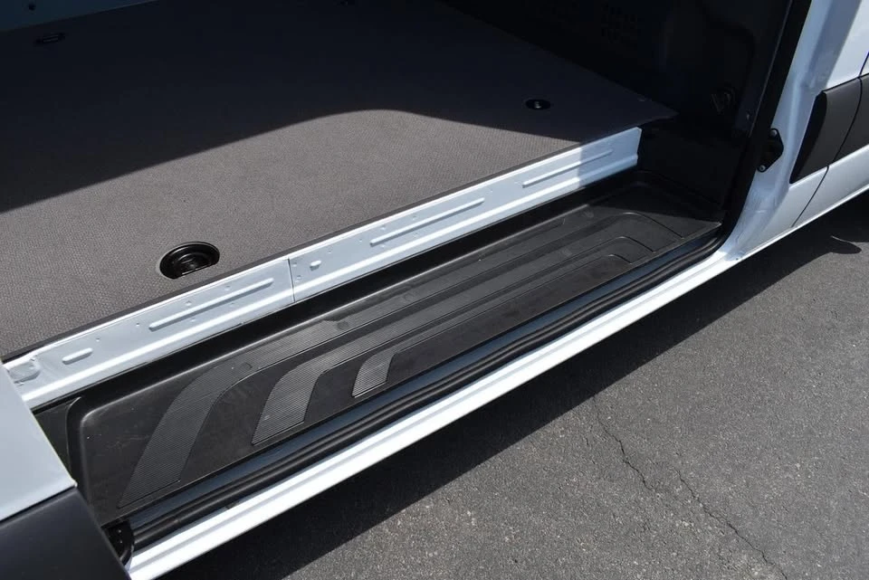 2025 Mercedes-Benz VS30 Sprinter - Image 9 of 13