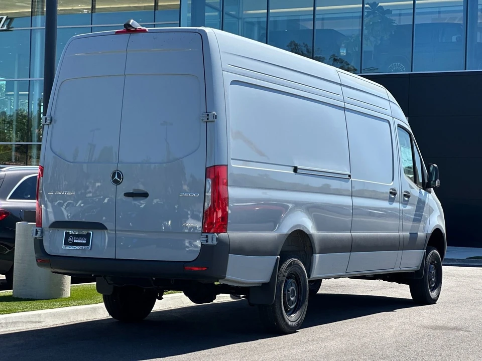 2025 Mercedes-Benz VS30 Sprinter - Image 3 of 21
