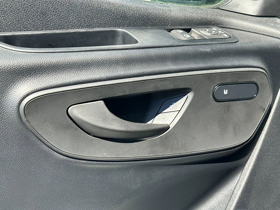 2025 Mercedes-Benz VS30 Sprinter - Image 11 of 21