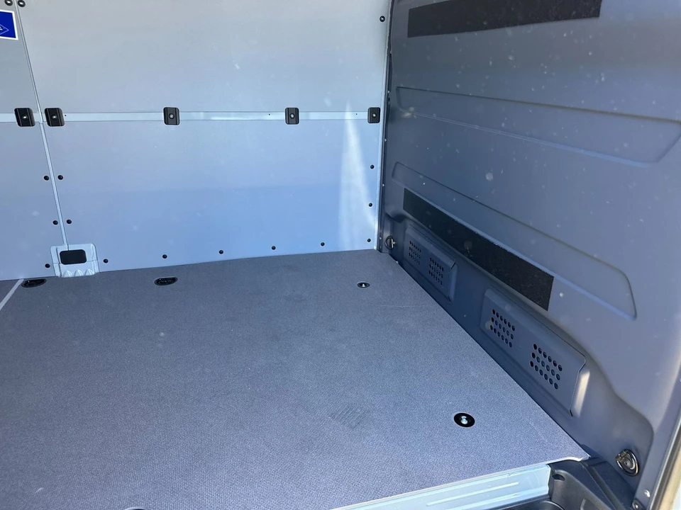 2025 Mercedes-Benz VS30 Sprinter - Image 12 of 21