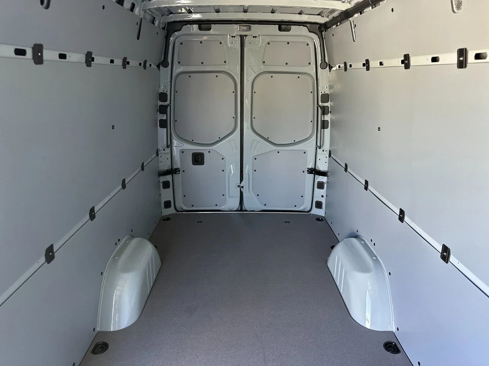 2025 Mercedes-Benz VS30 Sprinter - Image 15 of 21