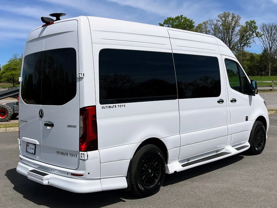 2025 Mercedes-Benz VS30 Sprinter - Image 3 of 21
