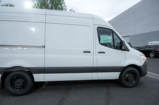 2025 Mercedes-Benz VS30 Sprinter - Image 4 of 12