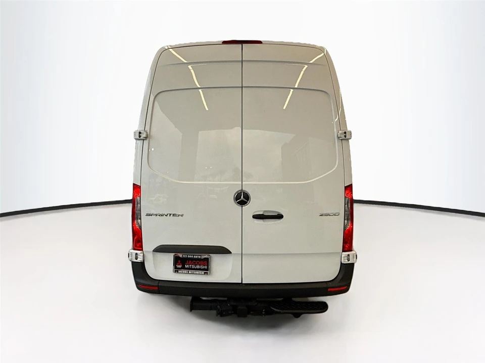 2025 Mercedes-Benz VS30 Sprinter - Image 17 of 21