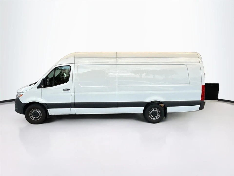 2025 Mercedes-Benz VS30 Sprinter - Image 19 of 21