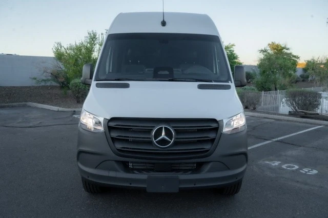 2025 Mercedes-Benz VS30 Sprinter - Image 2 of 12