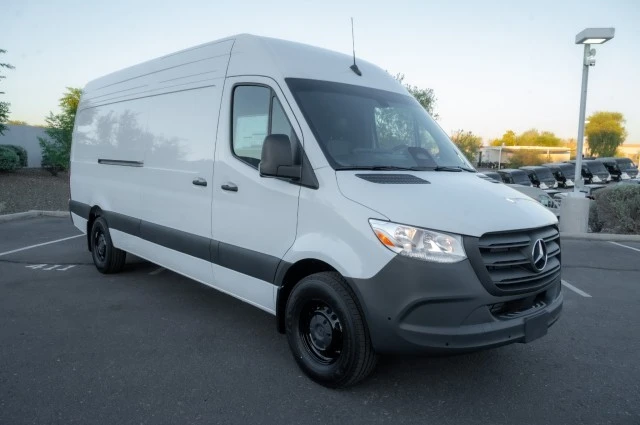 2025 Mercedes-Benz VS30 Sprinter - Image 3 of 12