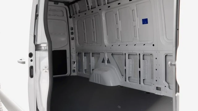2025 Mercedes-Benz VS30 Sprinter - Image 10 of 12